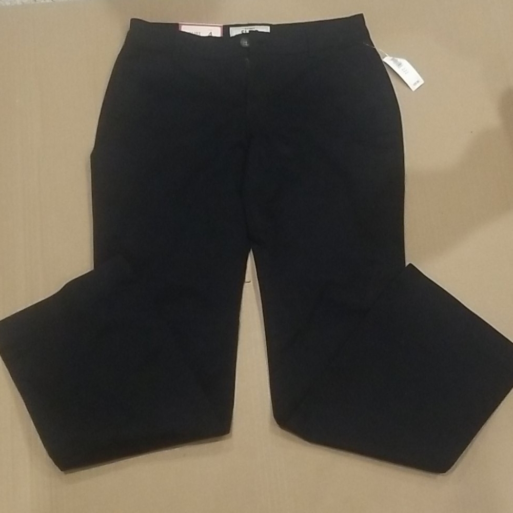 Old Navy Flirt khakis